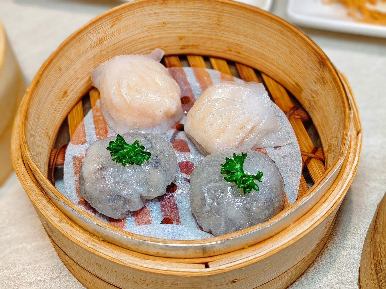 桃園美食|點點心大江店、港點老饕必訪!豬豬擠壓流出滿滿流沙、看起來超療癒! - 第27張圖 桃園美食|點點心大江店、港點老饕必訪!豬豬擠壓流出滿滿流沙、看起來超療癒!