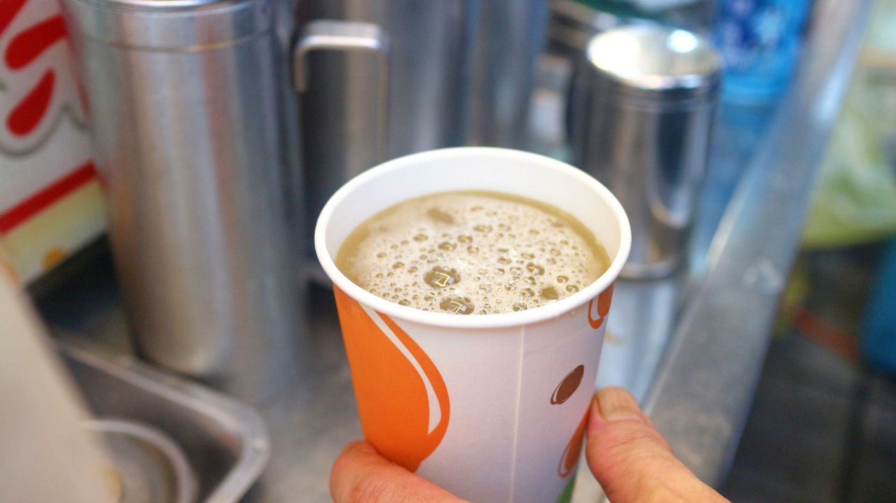 六一散?傳統古早消暑茶飲、台北人氣飲品、最老牌苦茶!寧夏夜市 - 第7張圖 六一散?傳統古早消暑茶飲、台北人氣飲品、最老牌苦茶!寧夏夜市