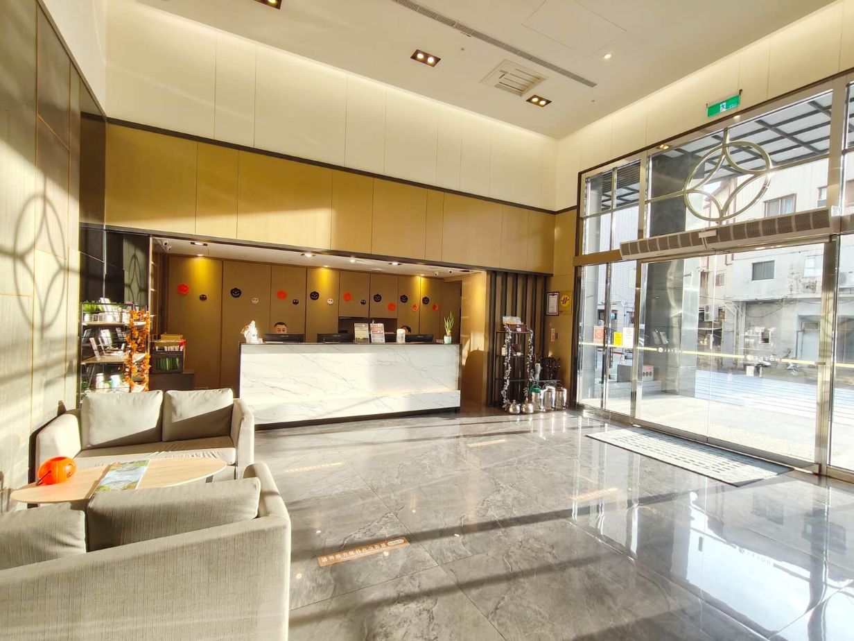 小西門圓環就在樓下、早餐澎湃還有台南牛肉湯必喝、聖禾大飯店 Hotel A - 第3張圖 小西門圓環就在樓下、早餐澎湃還有台南牛肉湯必喝、聖禾大飯店 Hotel A