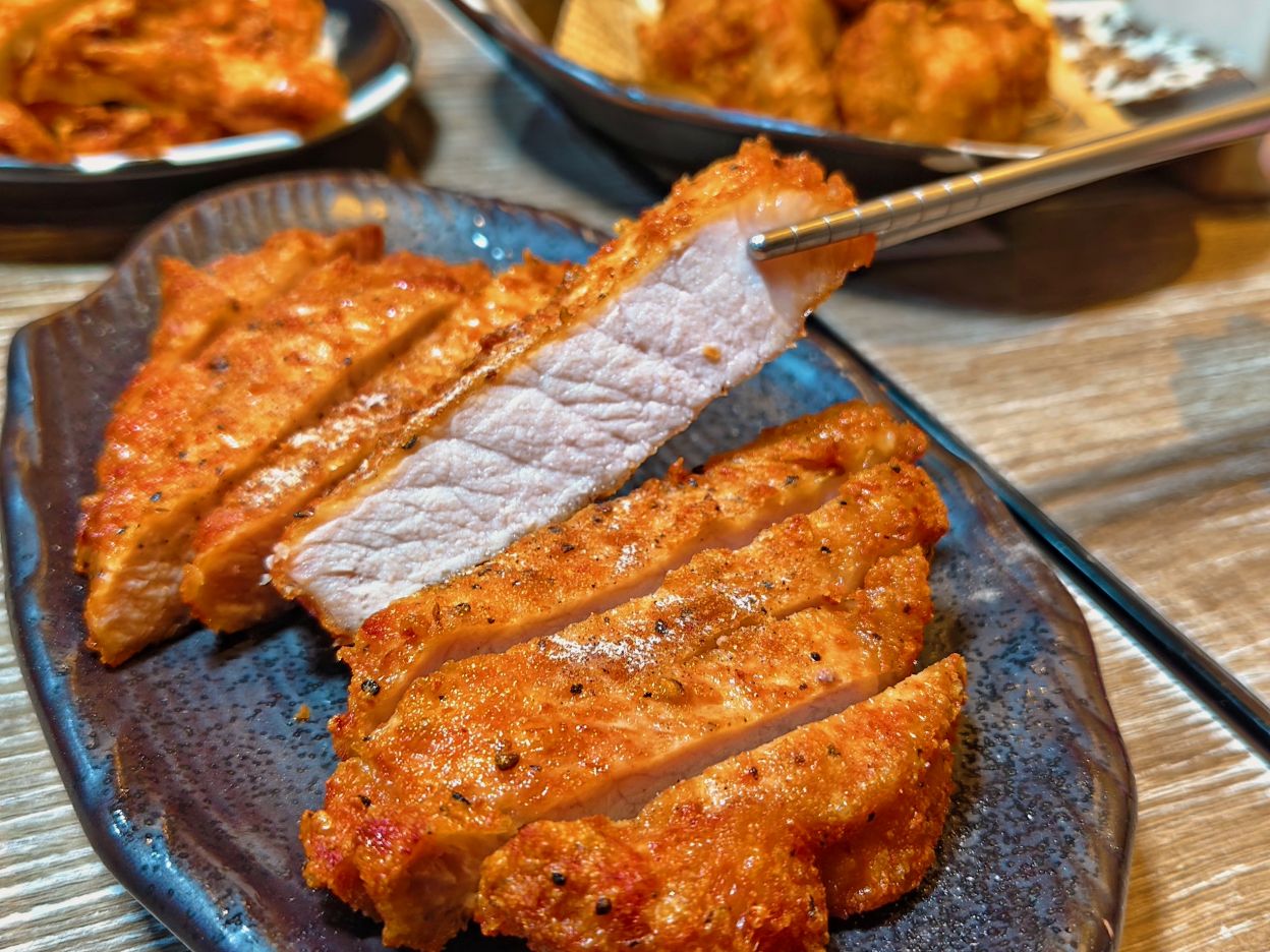 夜貓族的深夜食堂、手掌大的厚實厚排骨、新客一吃都愛爆、胖老闆誠意肉粥! - 第11張圖 夜貓族的深夜食堂、手掌大的厚實厚排骨、新客一吃都愛爆、胖老闆誠意肉粥!