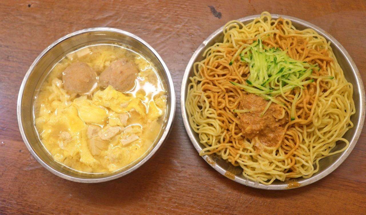 台北吃過最便宜的涼麵、大大大碗公大份量、免費續加味噌湯、小慧涼麵！