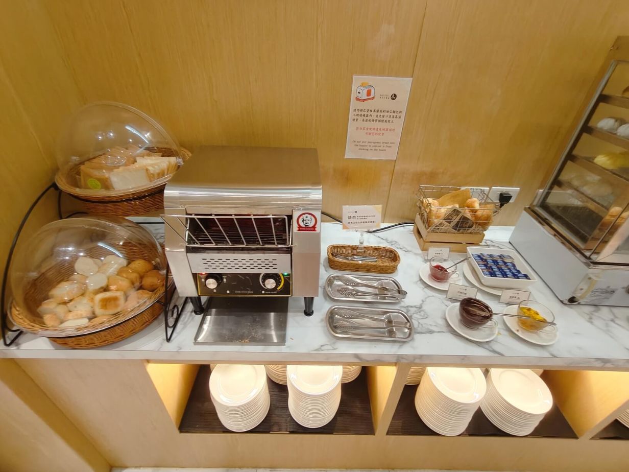 小西門圓環就在樓下、早餐澎湃還有台南牛肉湯必喝、聖禾大飯店 Hotel A - 第19張圖 小西門圓環就在樓下、早餐澎湃還有台南牛肉湯必喝、聖禾大飯店 Hotel A
