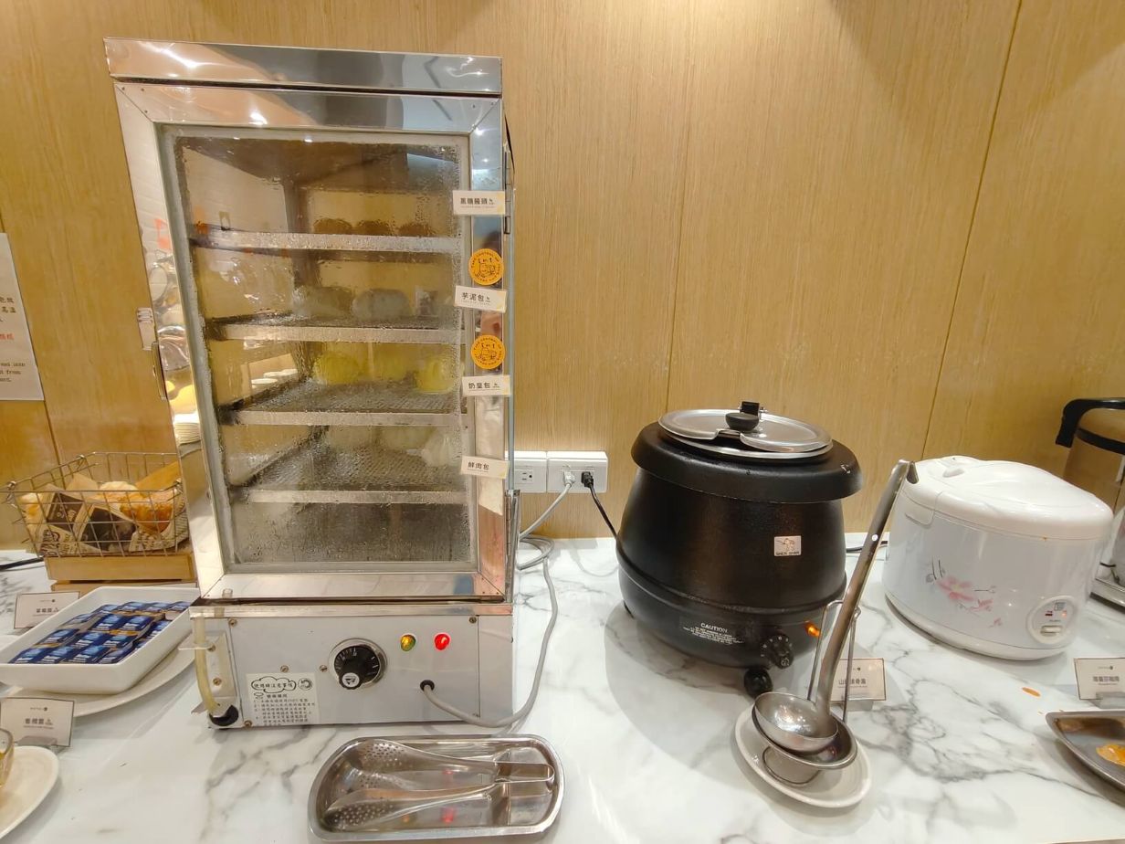 小西門圓環就在樓下、早餐澎湃還有台南牛肉湯必喝、聖禾大飯店 Hotel A - 第18張圖 小西門圓環就在樓下、早餐澎湃還有台南牛肉湯必喝、聖禾大飯店 Hotel A