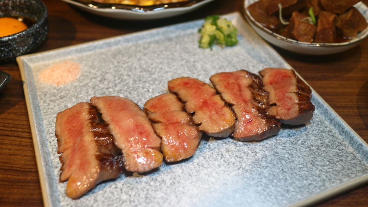 【中山林森北路居酒屋推薦】美味炭火牛舌烤肉、明太子雞肉串、讓愛吃串燒的你大飽口福|鑫炭號居酒屋! - 第15張圖 【中山林森北路居酒屋推薦】美味炭火牛舌烤肉、明太子雞肉串、讓愛吃串燒的你大飽口福|鑫炭號居酒屋!