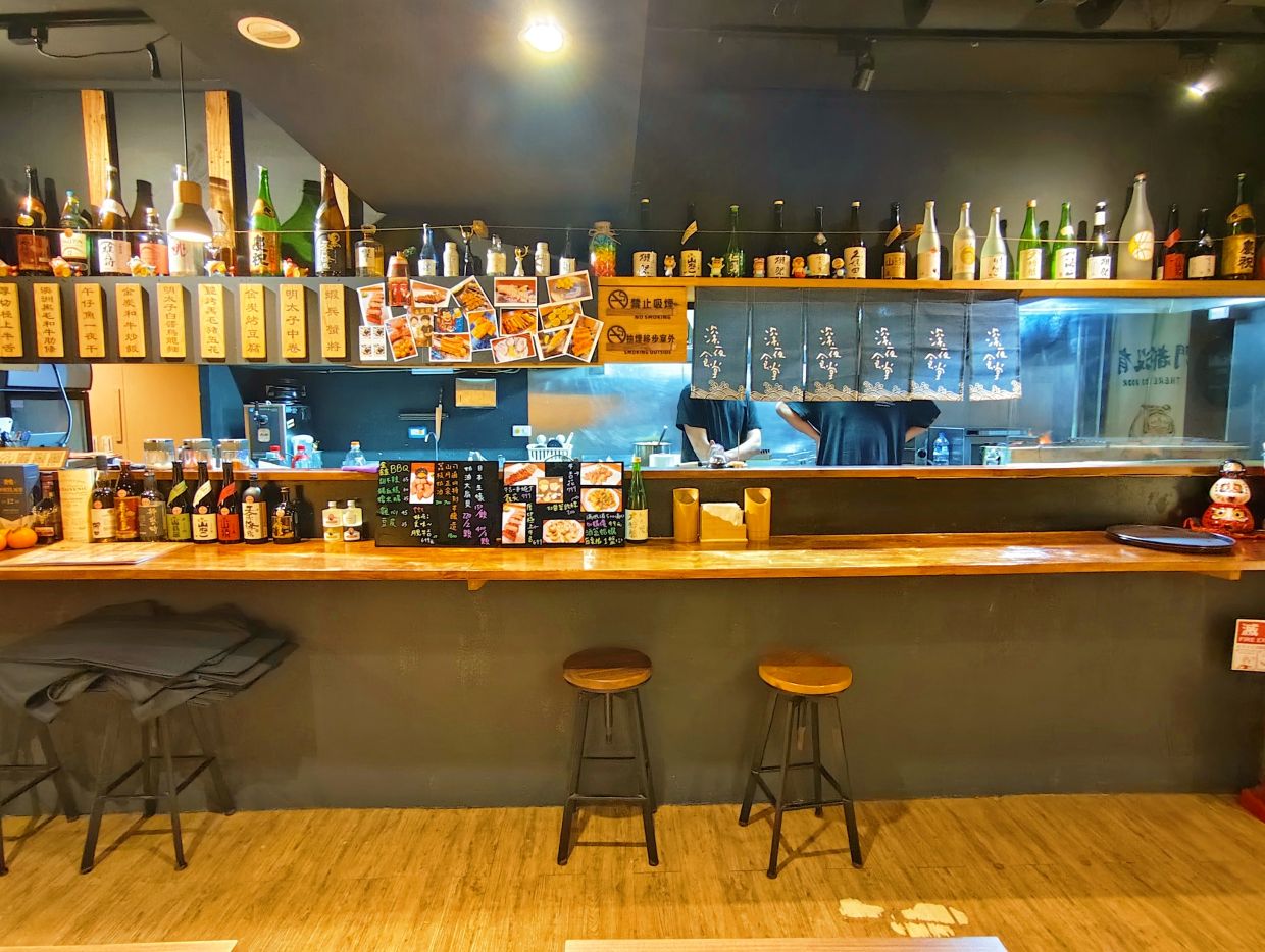 【中山林森北路居酒屋推薦】美味炭火牛舌烤肉、明太子雞肉串、讓愛吃串燒的你大飽口福|鑫炭號居酒屋! - 第4張圖 【中山林森北路居酒屋推薦】美味炭火牛舌烤肉、明太子雞肉串、讓愛吃串燒的你大飽口福|鑫炭號居酒屋!
