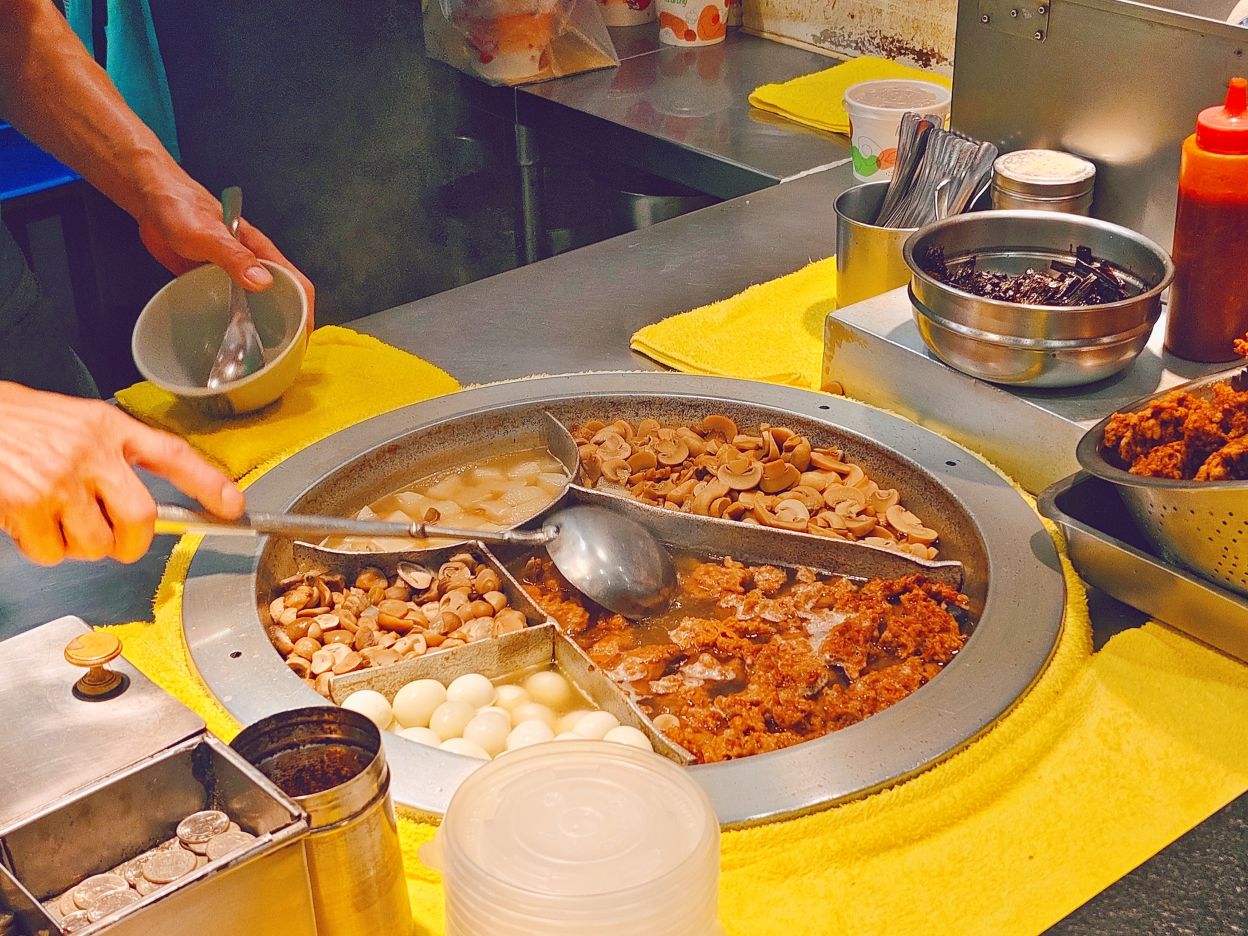 魯肉飯百年老店、創立民國9年、擄獲人心魚翅肉羹、魯肉飯超好吃、三元號魯肉飯! - 第6張圖 魯肉飯百年老店、創立民國9年、擄獲人心魚翅肉羹、魯肉飯超好吃、三元號魯肉飯!