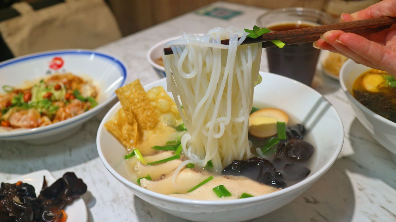 江子翠美食｜許多獨門料理、澎湃米線百元吃好飽、鷄小二米線 完美的一餐！
