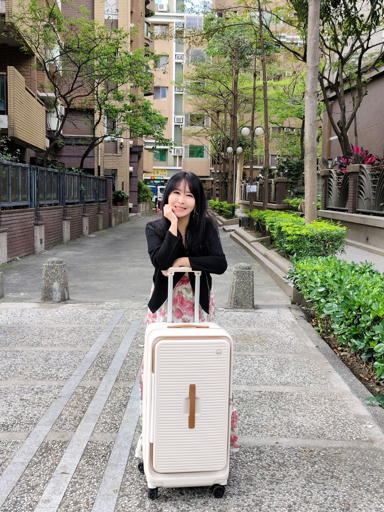 旅行必備好朋友|DORIS朵莉絲 極o能裝行李箱 PRO款、前開式設計、大容量、五輪耐重、摔破換新箱保修! - 第6張圖 旅行必備好朋友|DORIS朵莉絲 極o能裝行李箱 PRO款、前開式設計、大容量、五輪耐重、摔破換新箱保修!