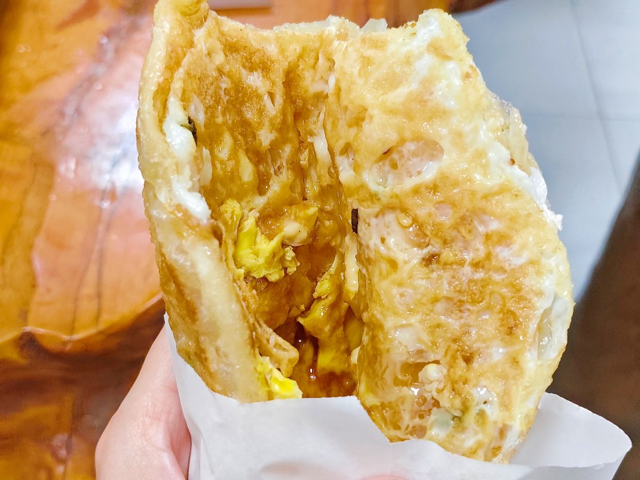 花蓮美崙小吃｜白燈塔公園旁邊現煎炸臭豆腐、蔥油餅、美崙現炸臭豆腐！