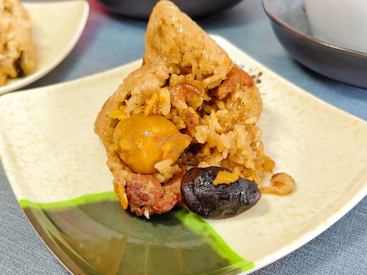 宜蘭員山肉粽|阿公古早味在地飄香44年、分店離本店車程2分鐘、林香游家肉粽店 分店! - 第7張圖 宜蘭員山肉粽|阿公古早味在地飄香44年、分店離本店車程2分鐘、林香游家肉粽店 分店!