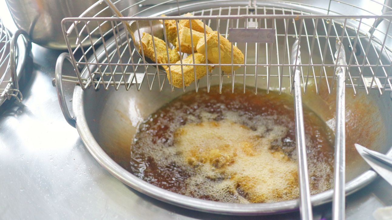 宜蘭員山美食|淡綠色脆皮臭豆腐怎麼那麼好吃、阿嬤臭豆腐! - 第6張圖 宜蘭員山美食|淡綠色脆皮臭豆腐怎麼那麼好吃、阿嬤臭豆腐!