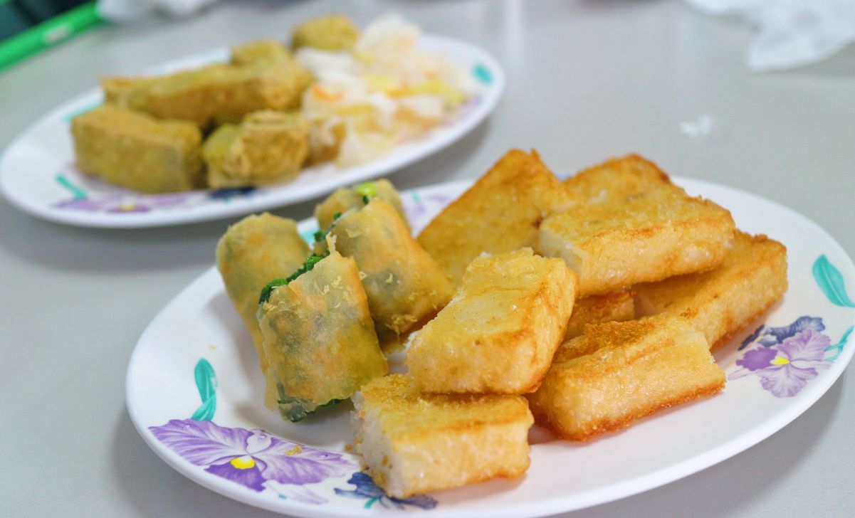 宜蘭員山美食|淡綠色脆皮臭豆腐怎麼那麼好吃、阿嬤臭豆腐! - 第11張圖 宜蘭員山美食|淡綠色脆皮臭豆腐怎麼那麼好吃、阿嬤臭豆腐!