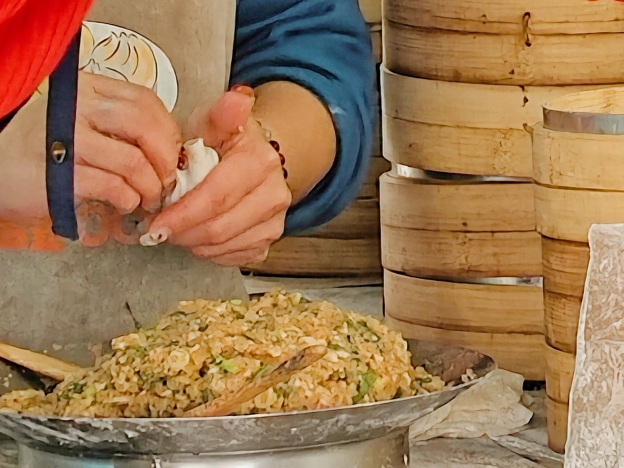 宜蘭員山小吃|皮薄、肉多、超多汁就像在喝湯、不油膩沒有豬味、鑫品湯包! - 第6張圖 宜蘭員山小吃|皮薄、肉多、超多汁就像在喝湯、不油膩沒有豬味、鑫品湯包!