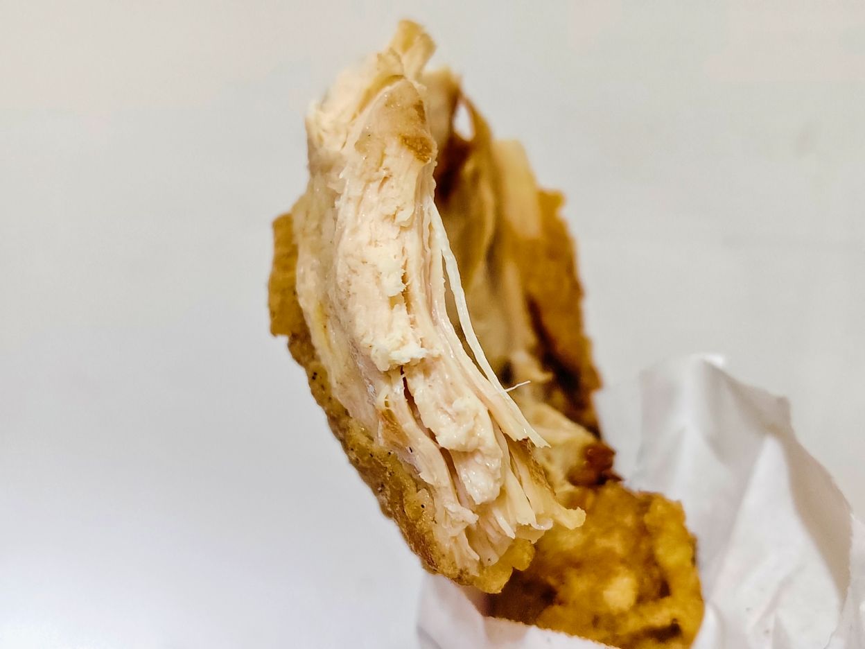 比手掌大雞排!爆肉厚厚一片超涮嘴才60元必收、花家香酥雞排!華江黃昏市場美食 - 第13張圖 比手掌大雞排!爆肉厚厚一片超涮嘴才60元必收、花家香酥雞排!華江黃昏市場美食