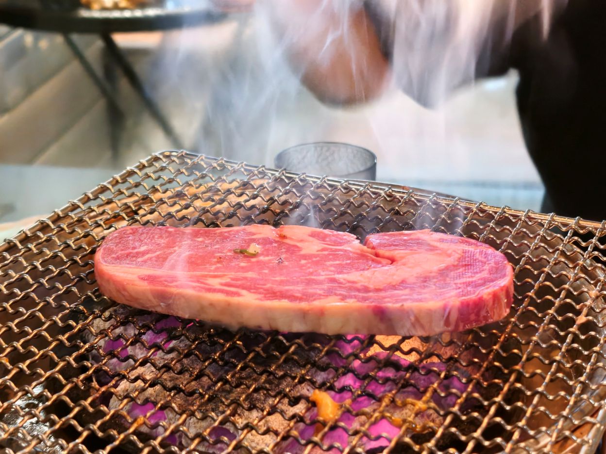 台北東區吃到飽推薦、日本A5和牛、生蠔、生食級干貝通通吃到飽!火之舞蓁品燒 台北店! - 第23張圖 台北東區吃到飽推薦、日本A5和牛、生蠔、生食級干貝通通吃到飽!火之舞蓁品燒 台北店!