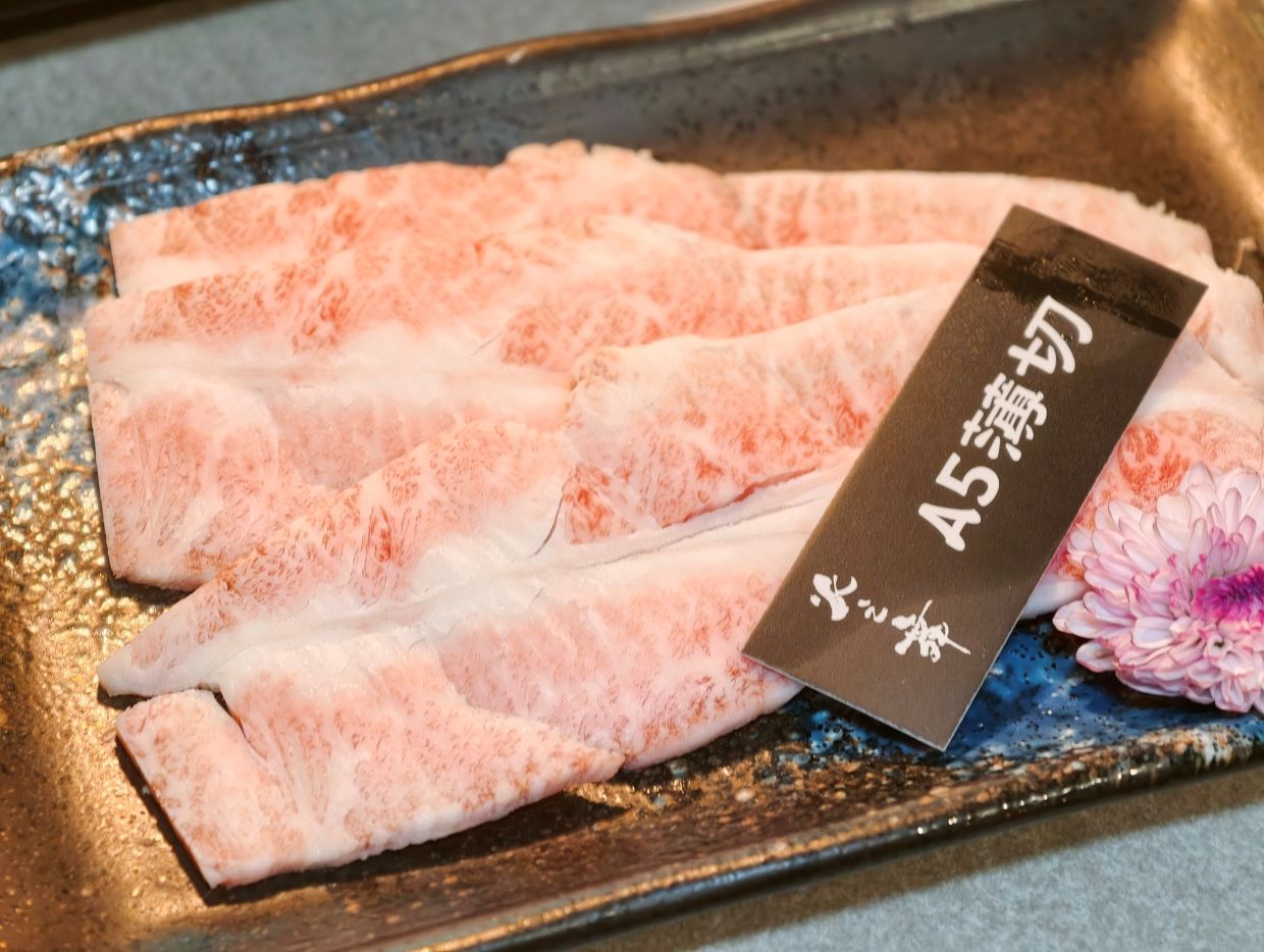 台北東區吃到飽推薦、日本A5和牛、生蠔、生食級干貝通通吃到飽!火之舞蓁品燒 台北店! - 第31張圖 台北東區吃到飽推薦、日本A5和牛、生蠔、生食級干貝通通吃到飽!火之舞蓁品燒 台北店!