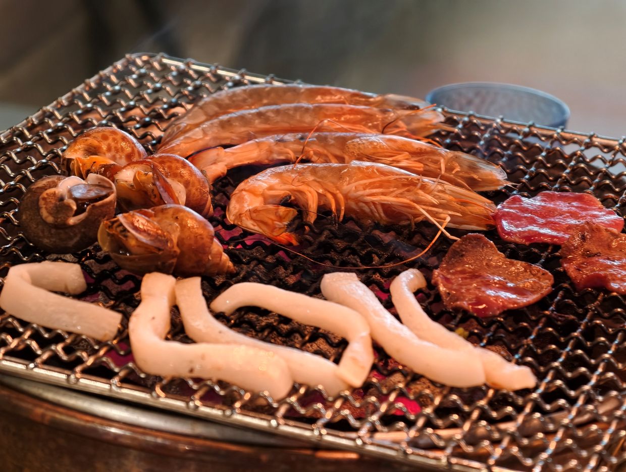 台北東區吃到飽推薦、日本A5和牛、生蠔、生食級干貝通通吃到飽!火之舞蓁品燒 台北店! - 第41張圖 台北東區吃到飽推薦、日本A5和牛、生蠔、生食級干貝通通吃到飽!火之舞蓁品燒 台北店!