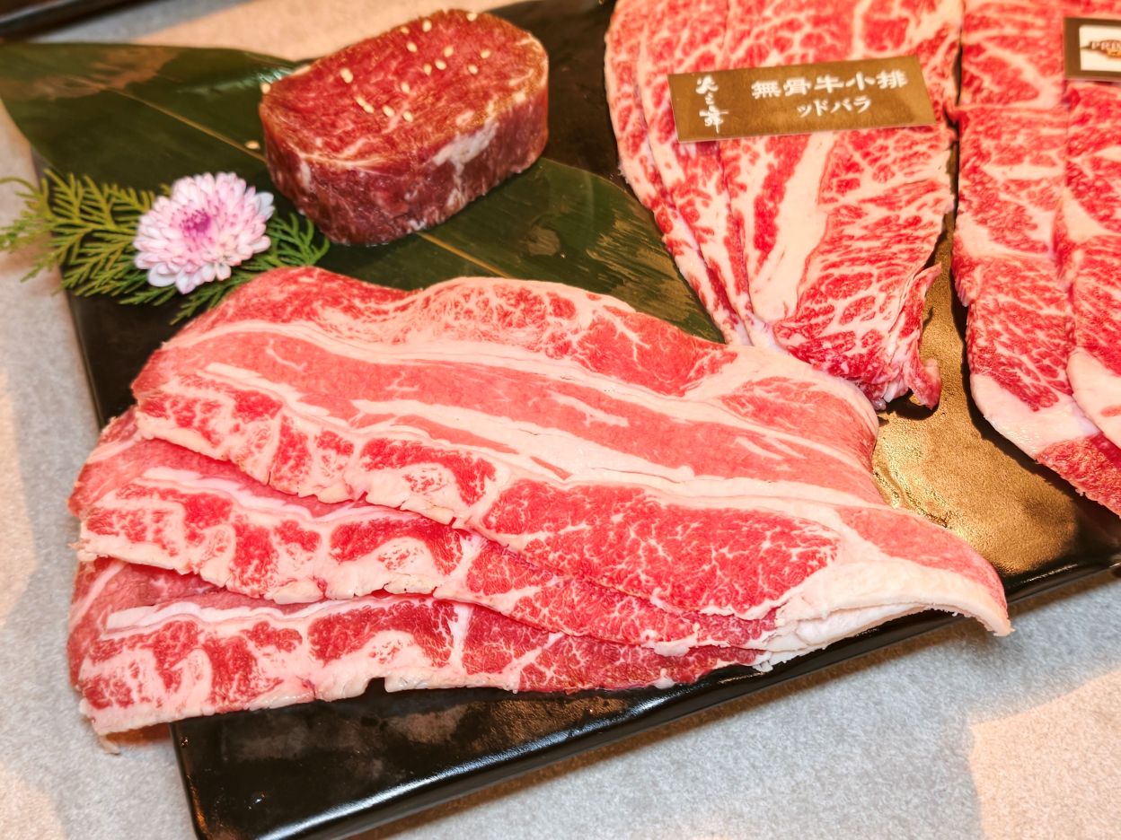 台北東區吃到飽推薦、日本A5和牛、生蠔、生食級干貝通通吃到飽!火之舞蓁品燒 台北店! - 第16張圖 台北東區吃到飽推薦、日本A5和牛、生蠔、生食級干貝通通吃到飽!火之舞蓁品燒 台北店!