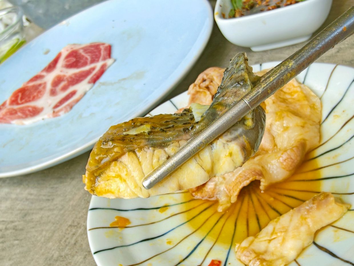 宜蘭火鍋｜必點海陸雙人套餐、超狂豆花辣拌麵、麻辣味噌豆花湯、老婆吃鍋！