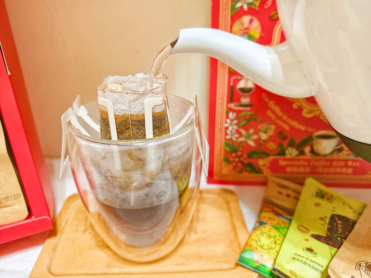 濾掛咖啡|一早為自己加滿活力、在家就能品嚐獨特手沖精品咖啡、暖窩咖啡! - 第11張圖 濾掛咖啡|一早為自己加滿活力、在家就能品嚐獨特手沖精品咖啡、暖窩咖啡!