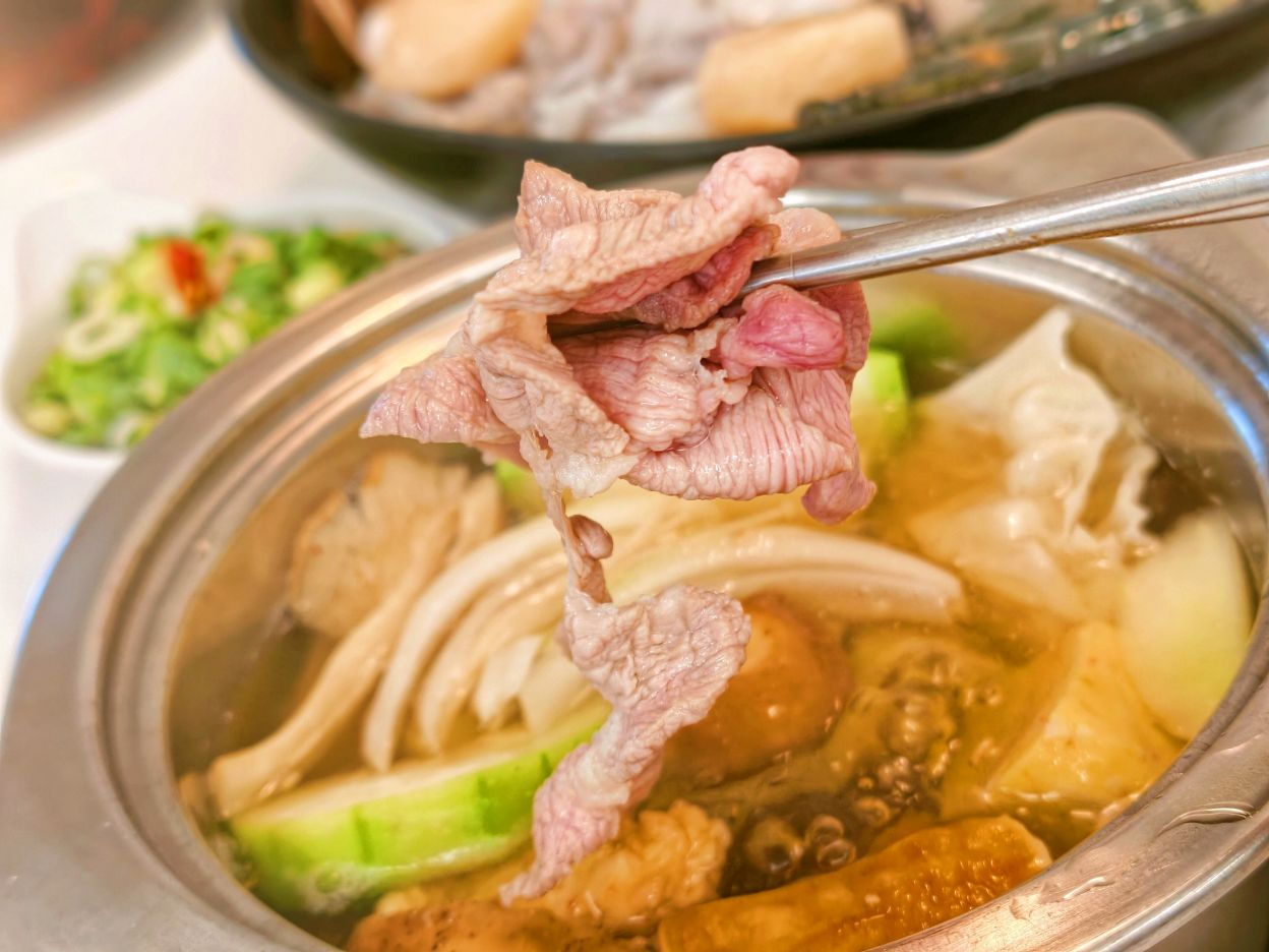 宜蘭礁溪火鍋吃到飽|肉盤加海鮮拼一盤聚餐美食超平價、還有包廂選擇、動涮溫體火鍋餐廳! - 第26張圖 宜蘭礁溪火鍋吃到飽|肉盤加海鮮拼一盤聚餐美食超平價、還有包廂選擇、動涮溫體火鍋餐廳!