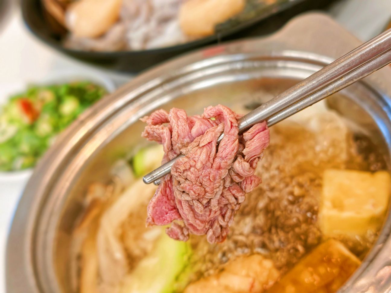 宜蘭礁溪火鍋吃到飽|肉盤加海鮮拼一盤聚餐美食超平價、還有包廂選擇、動涮溫體火鍋餐廳! - 第24張圖 宜蘭礁溪火鍋吃到飽|肉盤加海鮮拼一盤聚餐美食超平價、還有包廂選擇、動涮溫體火鍋餐廳!
