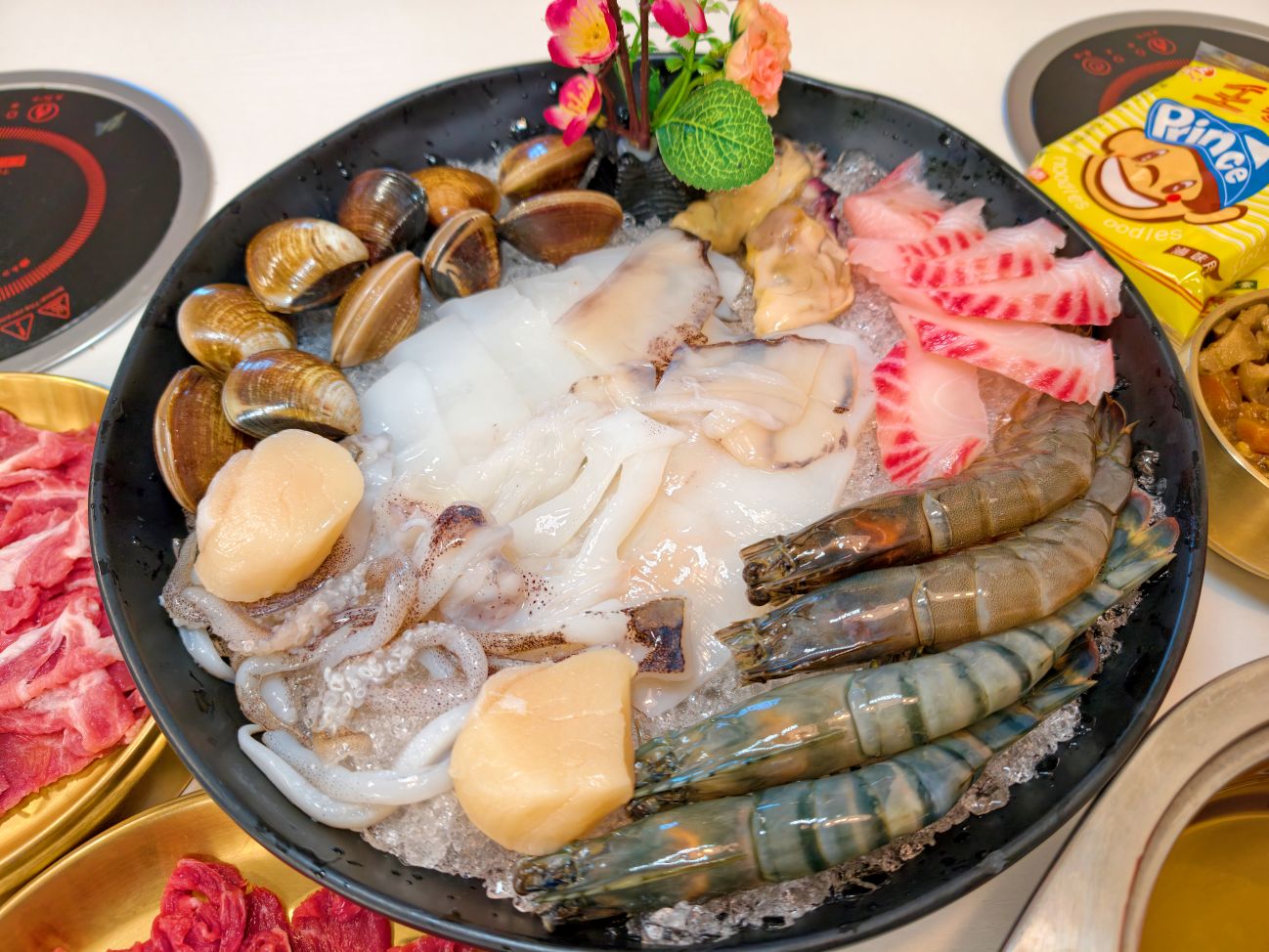 宜蘭礁溪火鍋吃到飽|肉盤加海鮮拼一盤聚餐美食超平價、還有包廂選擇、動涮溫體火鍋餐廳! - 第28張圖 宜蘭礁溪火鍋吃到飽|肉盤加海鮮拼一盤聚餐美食超平價、還有包廂選擇、動涮溫體火鍋餐廳!