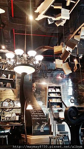 [泰國]東羅站*哈利波特魔法咖啡廳*The Book Shop咖啡店* @💕小美很愛嚐💕