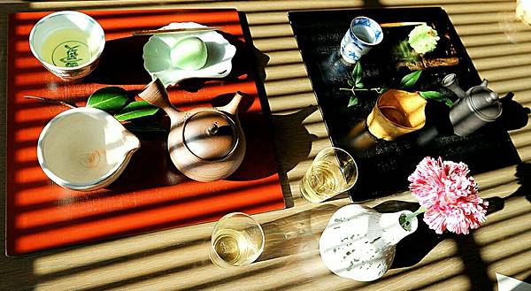 [日本❤金澤❤東屋茶街]*茶房一笑*百年茶屋~茶香薰陶*四種茶品一次分享給大家 @💕小美很愛嚐💕