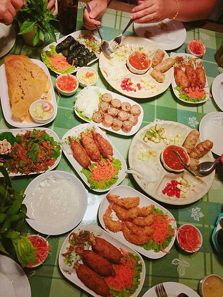 【泰國*曼谷】ญีญวน ครัวเวียดนาม (Yeeyuan Vietnam Cuisine) บางบัวทอง越南料理吃了包會上癮 @💕小美很愛嚐💕
