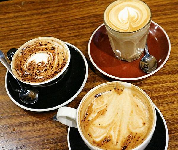【澳洲*墨爾本美食】* cafe   issus *咖啡街令人驚艷的早午餐 @💕小美很愛嚐💕