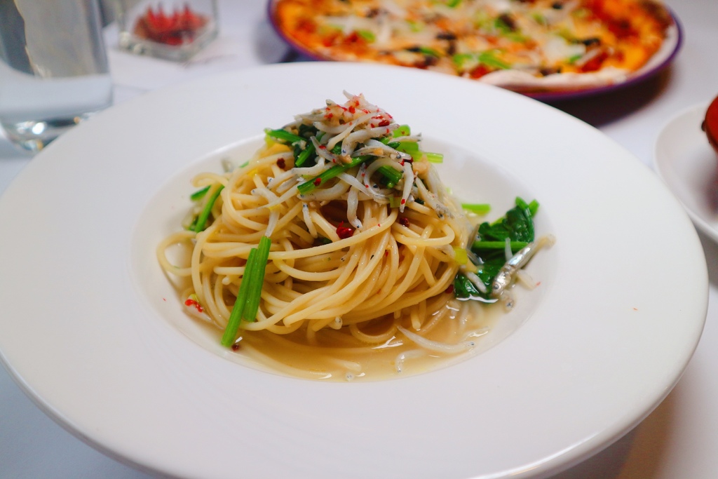 【中永和美食】斯佩齊亞義大利餐廳｜創新多元、料理滿載義大利麵、燉飯、在地人真心推薦 @💕小美很愛嚐💕