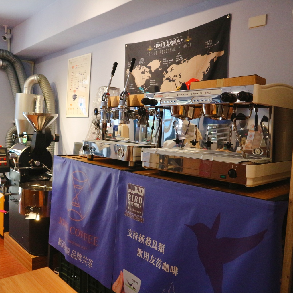 【大同咖啡廳】JOMO Coffee大龍店｜來杯手沖咖啡、學習手沖咖啡教學、巷弄裡最有溫度的咖啡廳 @💕小美很愛嚐💕